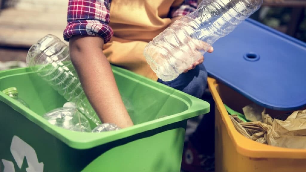 Cómo evitar la contaminación del suelo