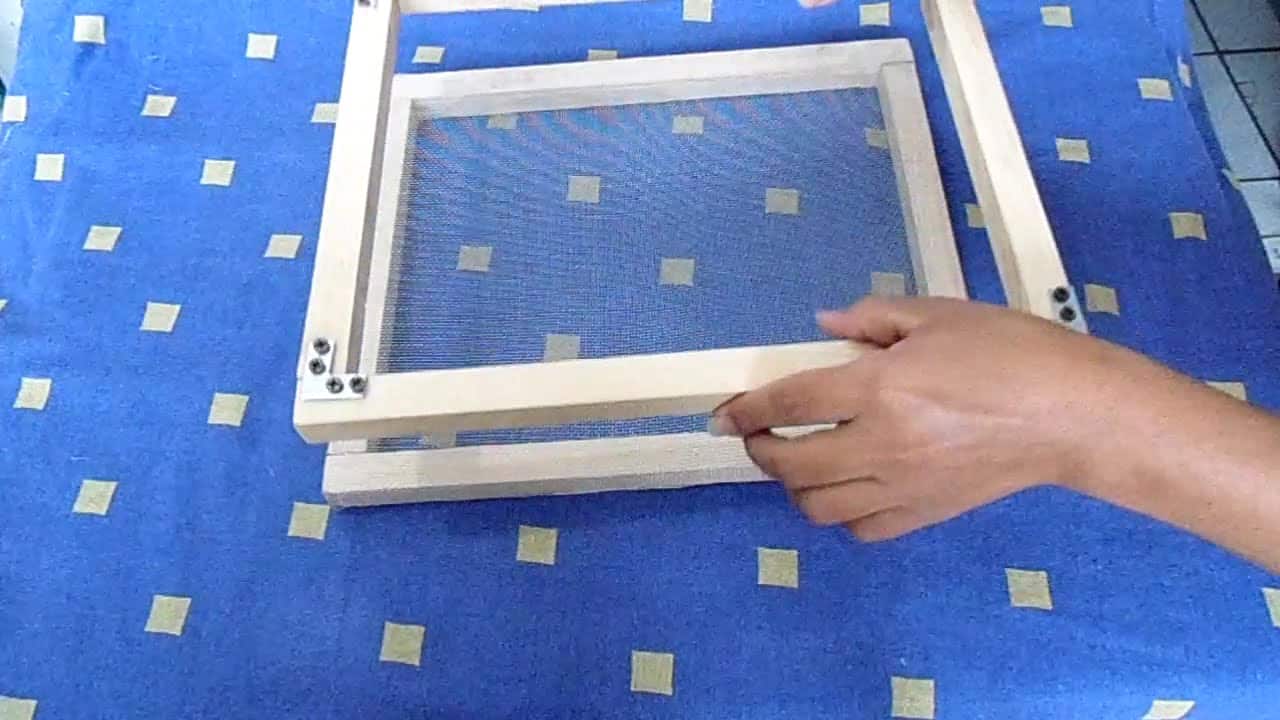 cómo hacer papel reciclado