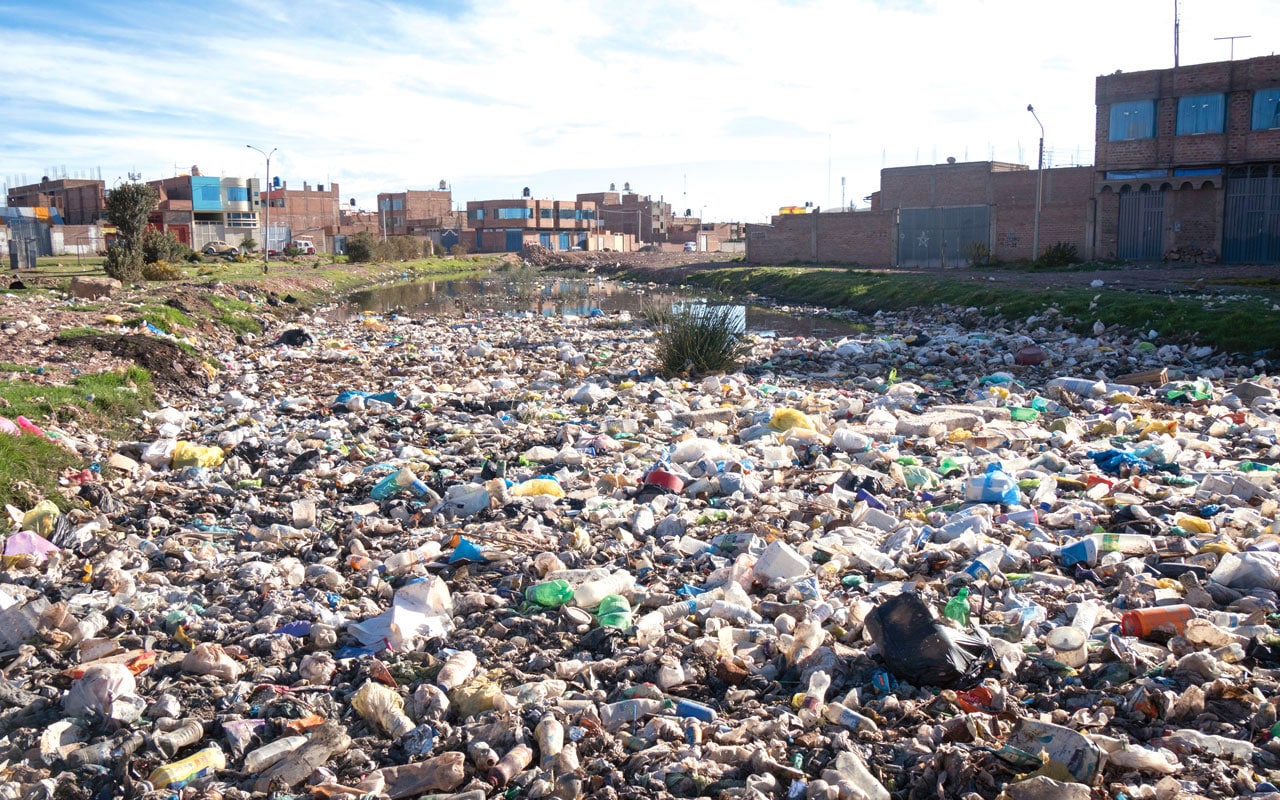 CONTAMINACIÓN DE RÍOS