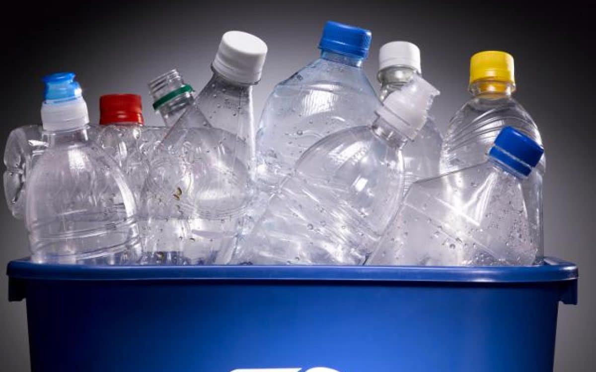 MANUALIDADES CON BOTELLAS DE PLÁSTICO